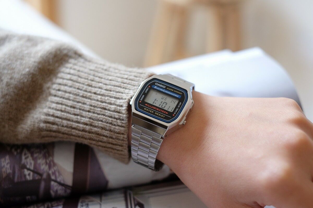 Casio Men’s A168WA-1 Unisex Watch With Stainless Steel Band Daily Alarm AU Stock