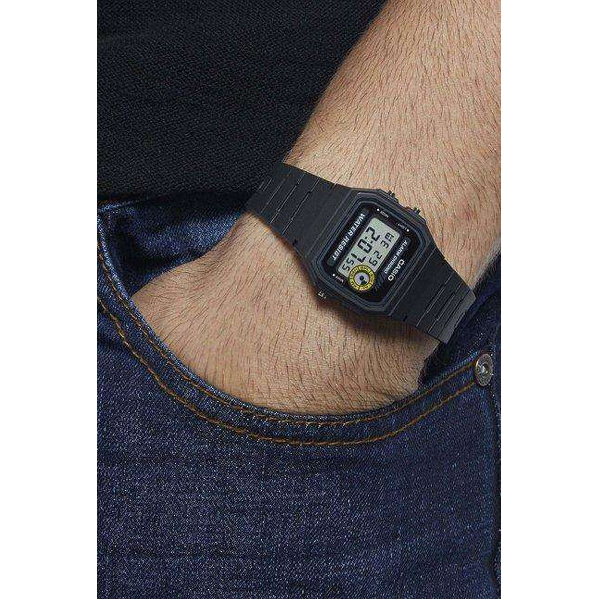 CASIO Men's F-94WA-8 LED Light Basic Digital Watch Clear/Grey Dial...